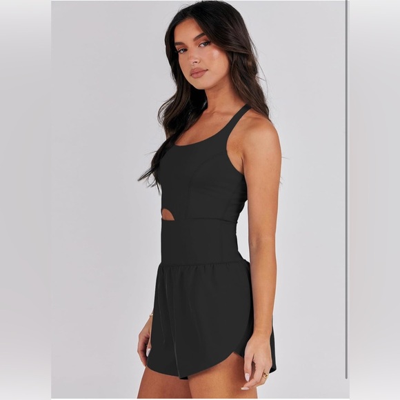 Caracilia One Piece Athletic Cutout Romper 💕 - Picture 8 of 10